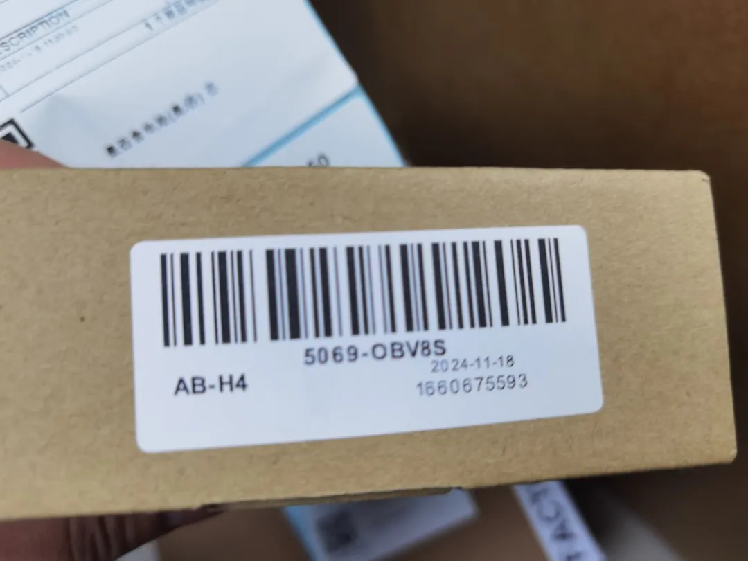 Compact 5000 I/O (5069) digital output module (8 points)