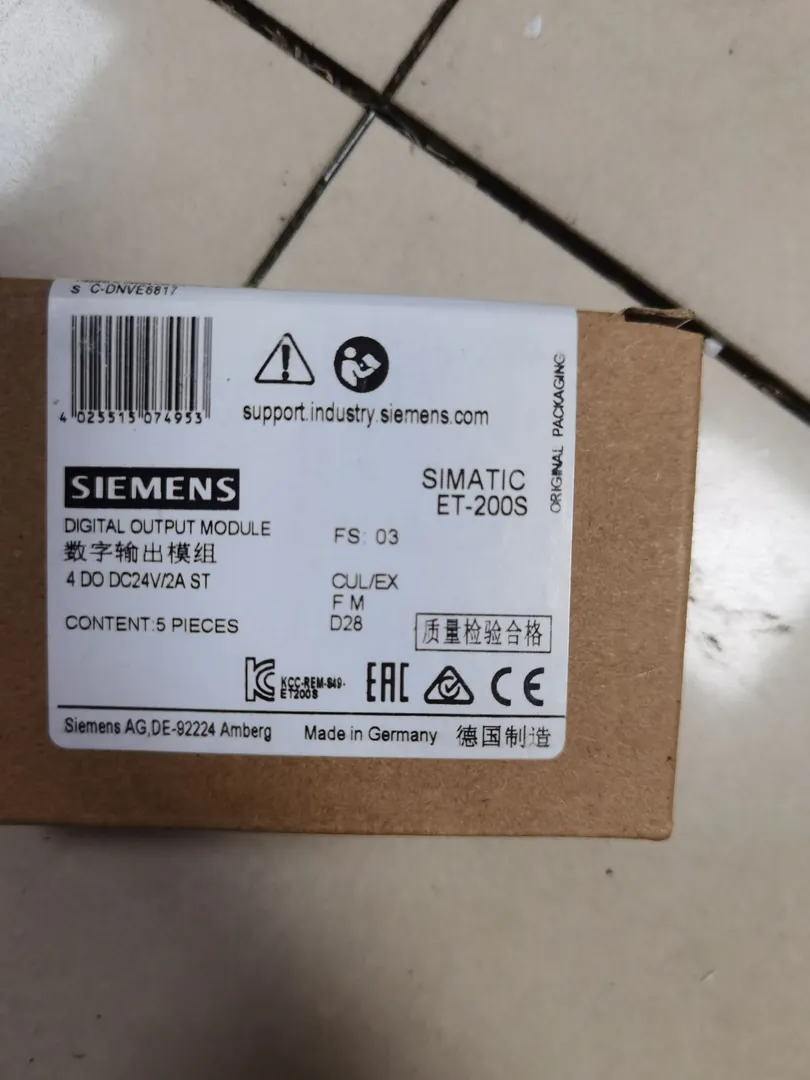 ET 200S digital output module
