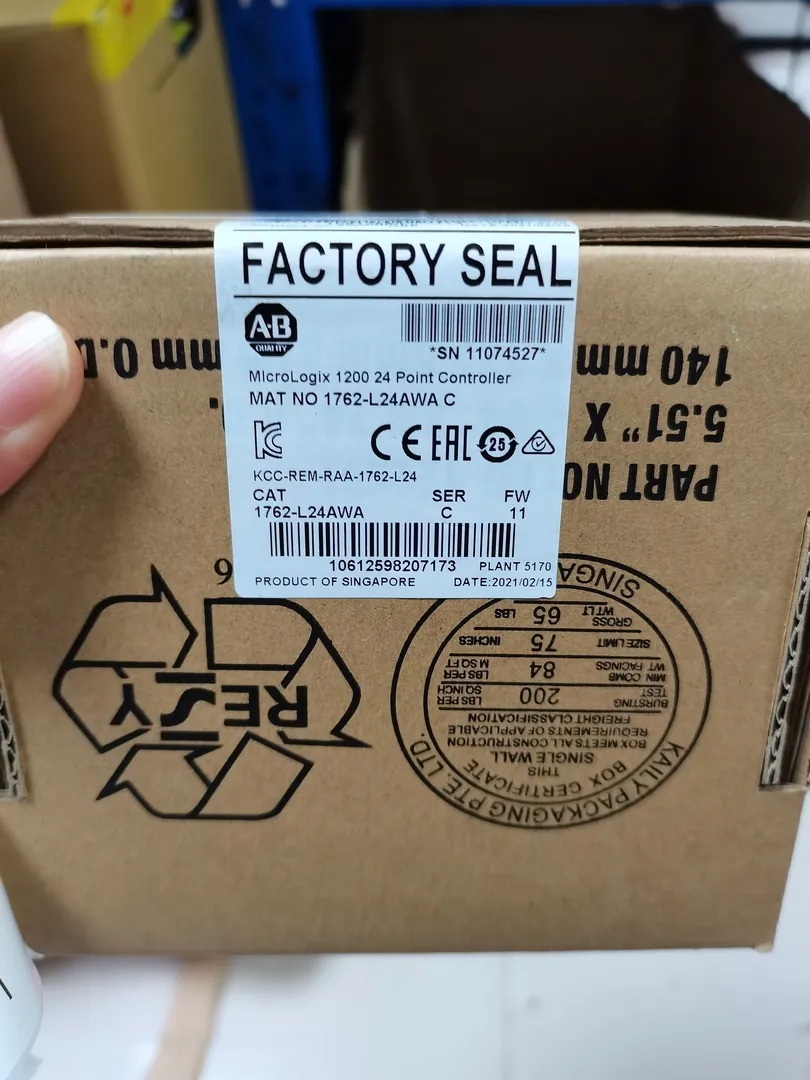 MicroLogix 1200 PLC