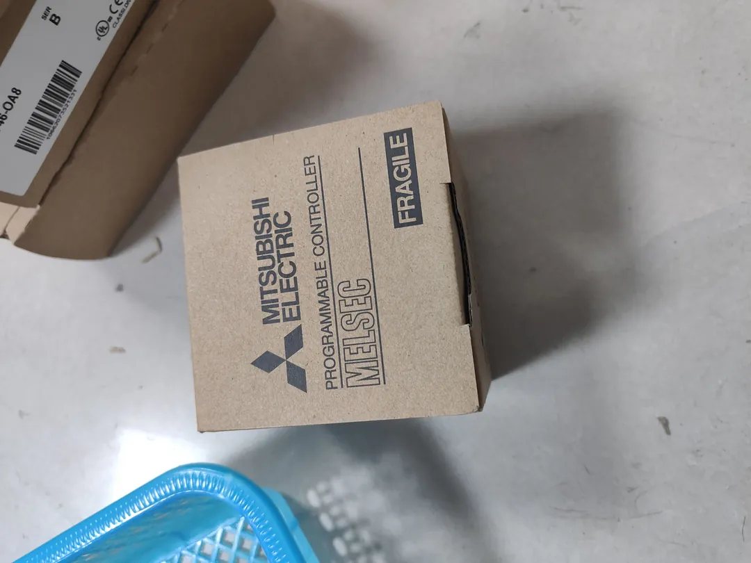 Relay output extension block