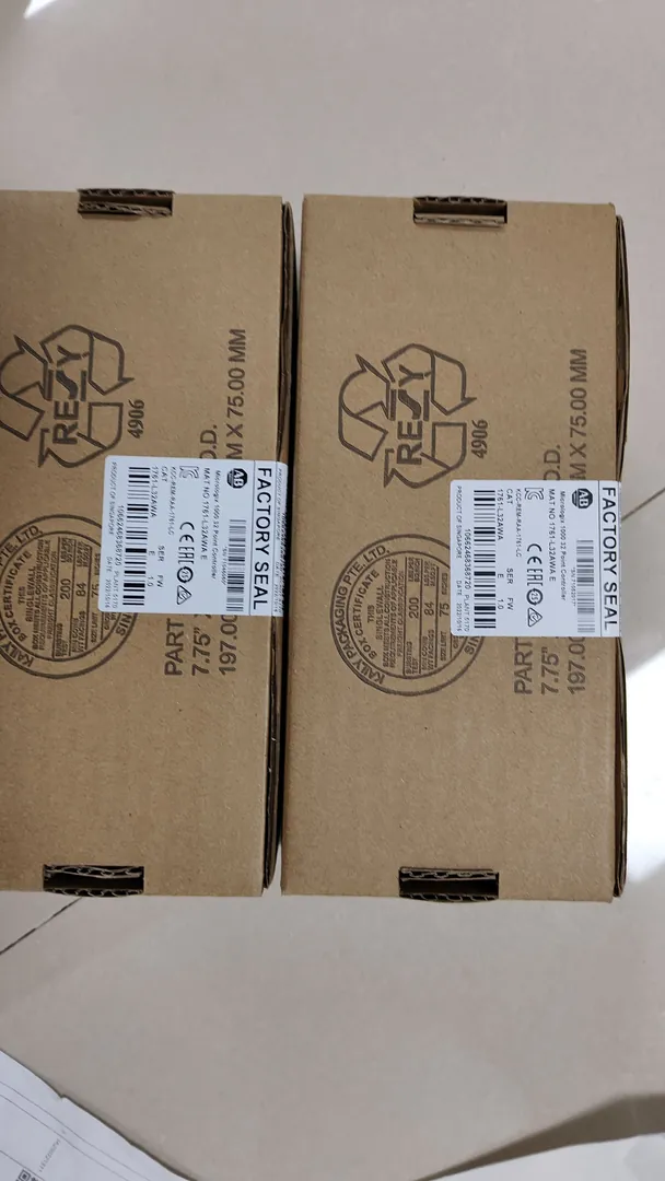 MicroLogix 1000 PLC