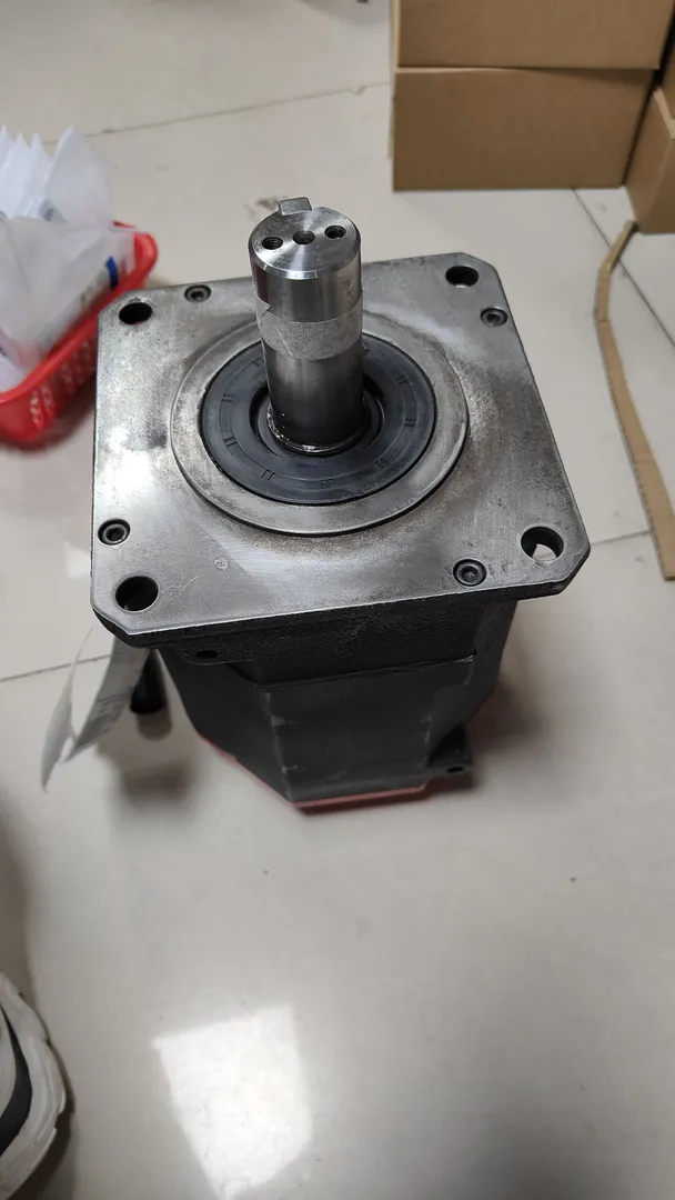 AC servo motor