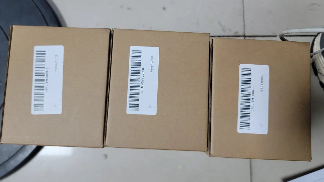 CP1L PLC 40-pt