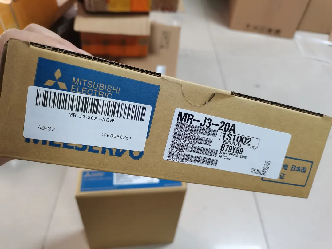 MELSERVO-J3 servo amp, 200 W