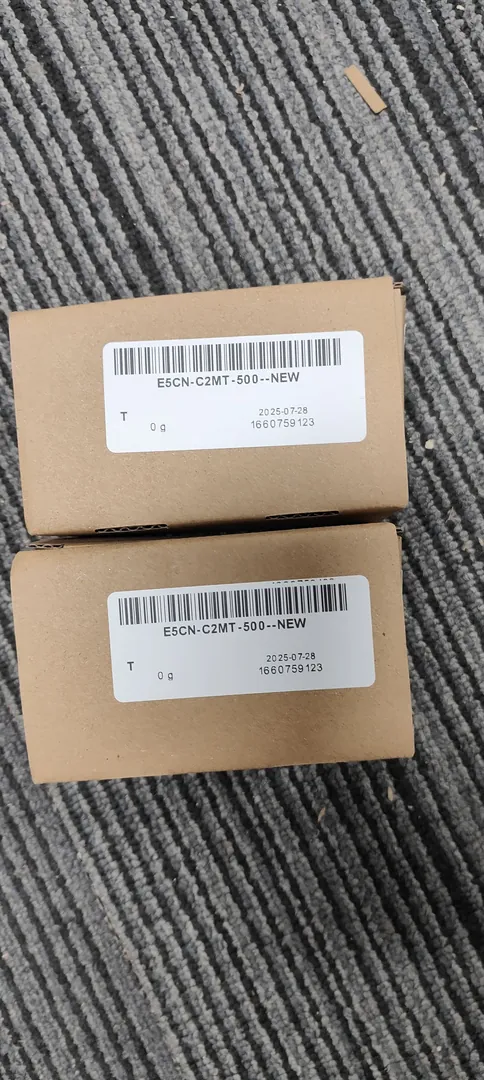 E5CN temperature controller